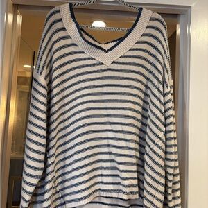 American Eagle Outfitters Navy and Cream Knit Sweater